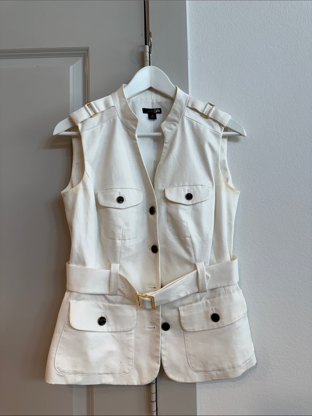 East 5th White Sleeveless Utility Vest with Belt